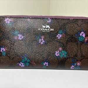 COACH FLORAL LONG ZIPPY WALLET-AUTHENTIC